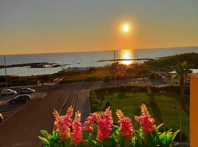 Bilocale Punta Rosa - Fronte *